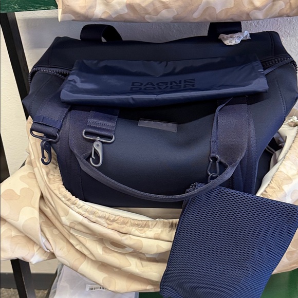 Dagne Dover Landon Carryall XL in Storm Gray - Picture 4 of 6